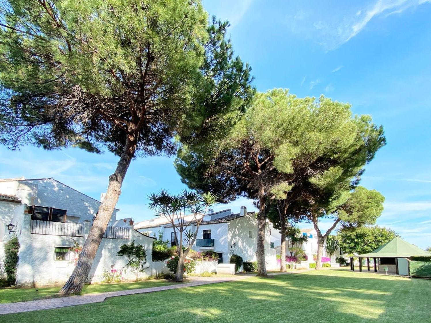 Tarifa Especial, Sin Aglomeraciones En Piscina Y Playa, Cerca De Puerto Banus Estepona Esterno foto